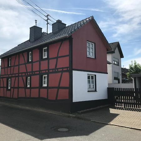 Willa Ferienhaus Eifeldoemchen Bad Muenstereifel Zewnętrze zdjęcie