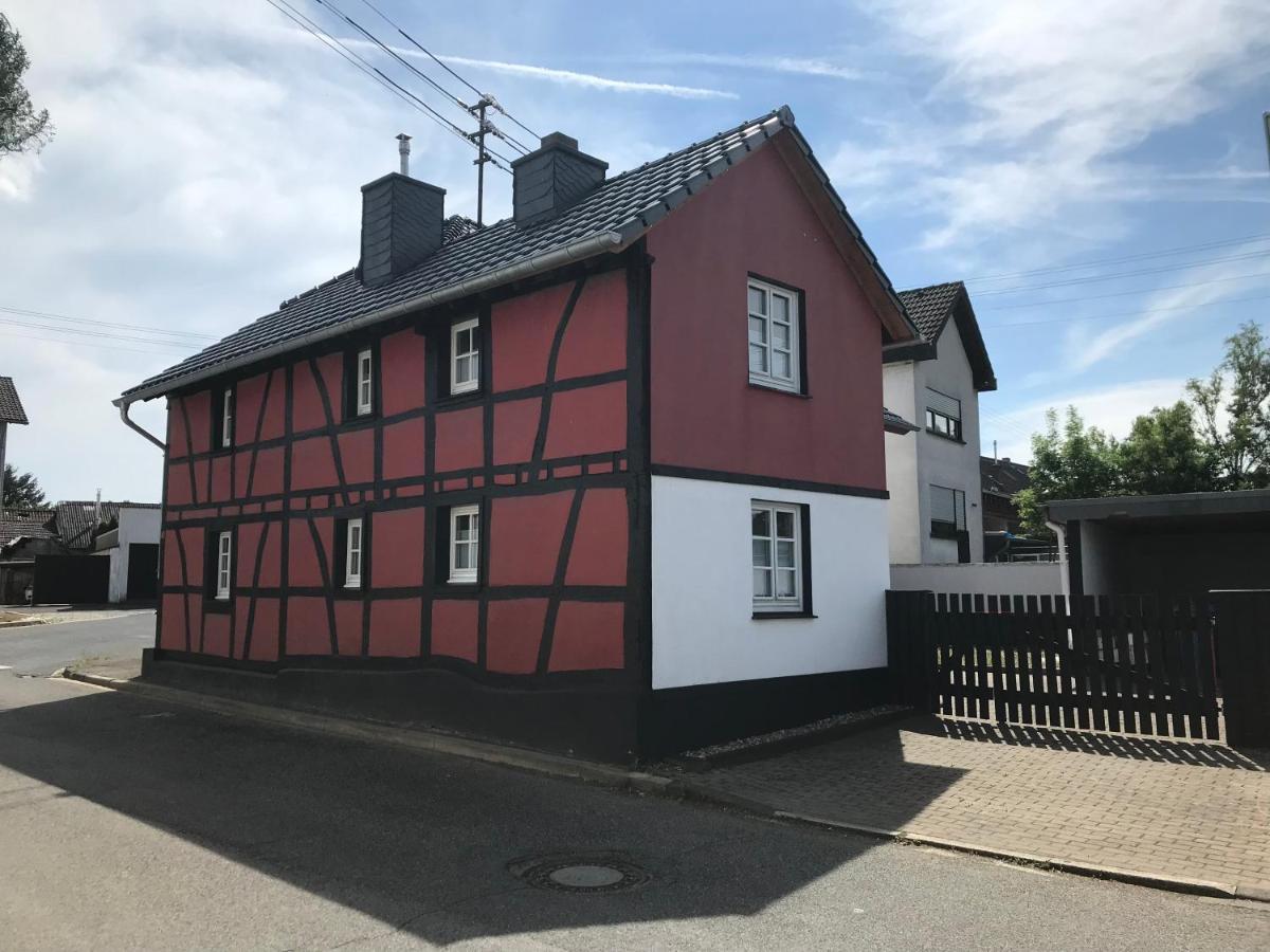 Willa Ferienhaus Eifeldoemchen Bad Muenstereifel Zewnętrze zdjęcie